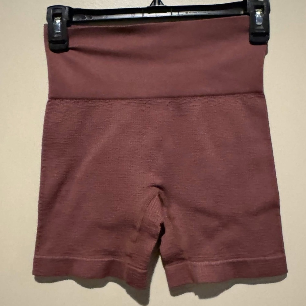 Colsie Small brown